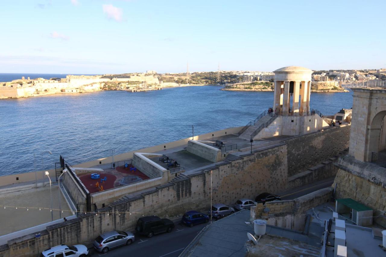 Valletta Harbour View Room photo
